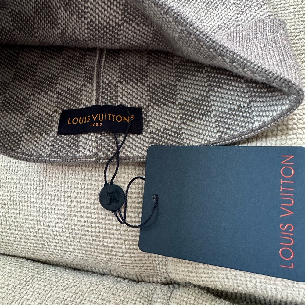Louis Vuitton Beanie - Picture 3 of 4